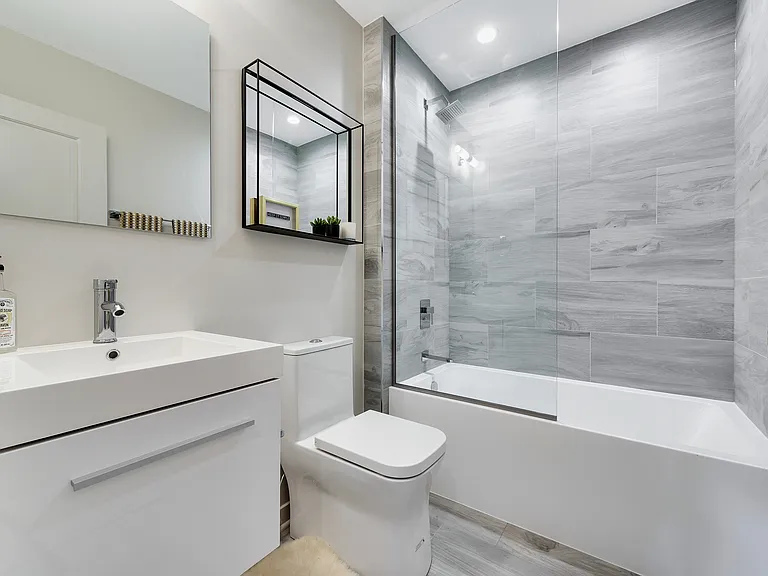 North Oak Lofts — Photo 16