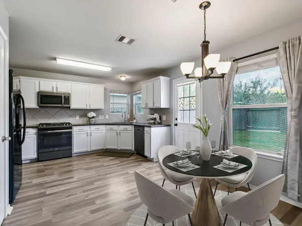 8610 Twillingate Ln, Houston, TX 77040