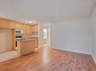 20201 Sherman Way #103W, Winnetka, CA 91306