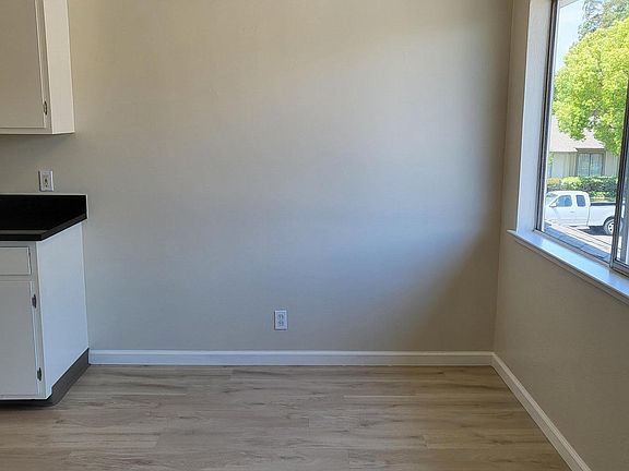 4th image of 1526 Stokes St APT 3
