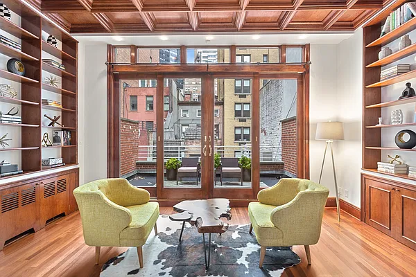 Sold by Compass | media 7