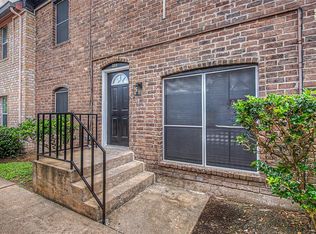 830 Threadneedle St APT 228, Houston, TX 77079