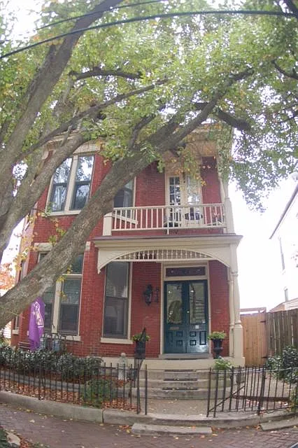 2 bed, 1500 sqft, $1,700 — Photo 1