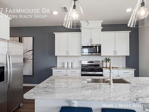 3rd image of 2857 Farmhouse Dr