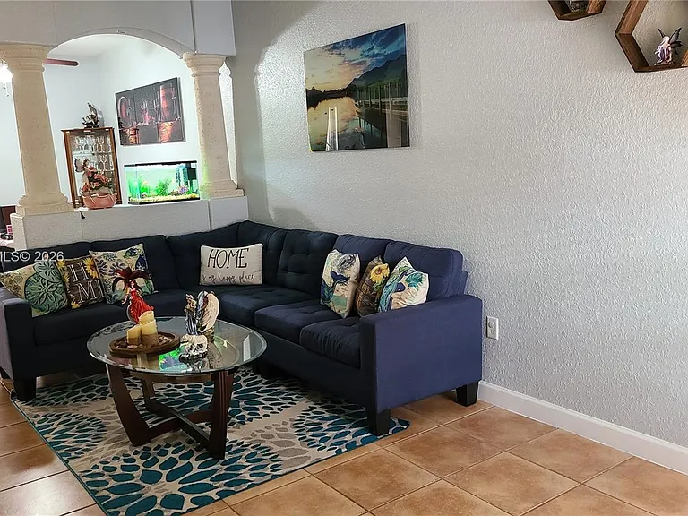 886 SW 149th Ct #886 — Photo 2