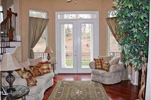 3rd image of 1498 Sparrowfield Way