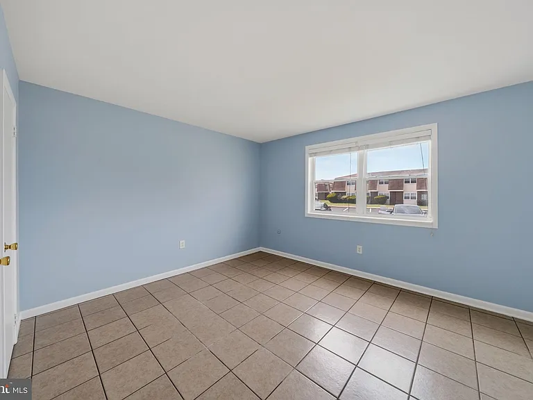 24 Florence Tollgate Pl #1 — Photo 14