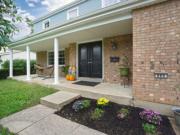 2nd image of 886 Cedarhill Dr