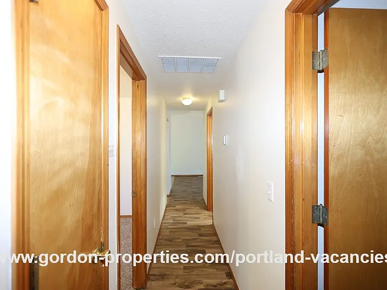 9641 SE Schiller St — Photo 26