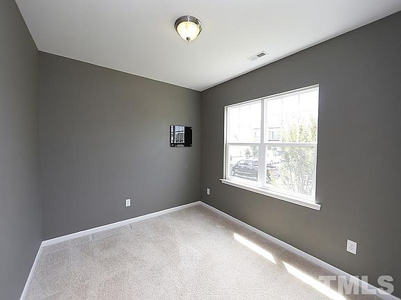 2nd image of 306 Holly Blossom Dr