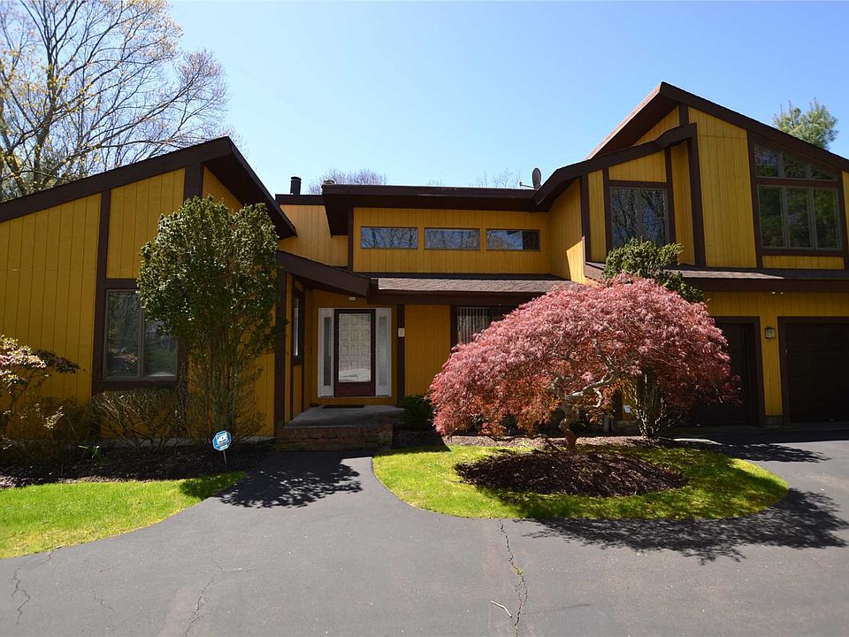 1st image of 8 Whitewood Ct