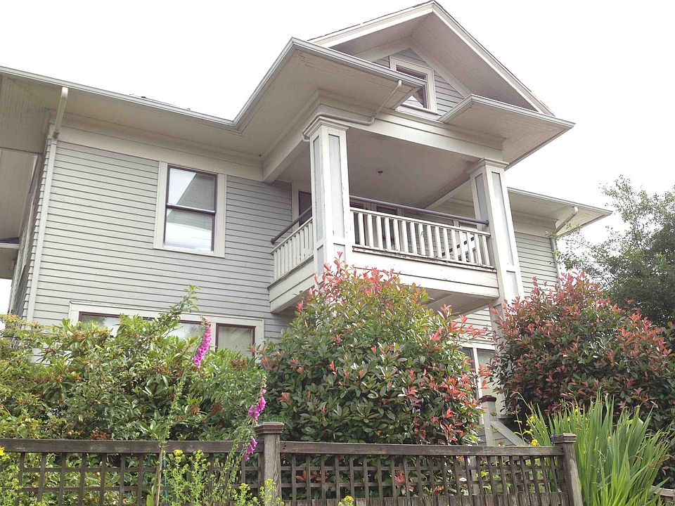 2nd image of 1402 NE 75th St