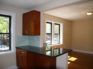 2054 31st St APT B8, Astoria, NY 11105