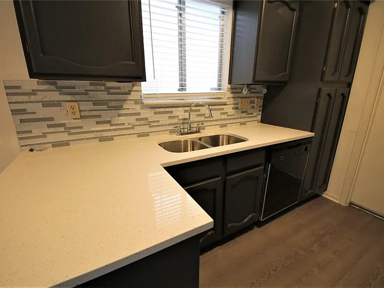 3206 Spaniel Dr — Photo 4