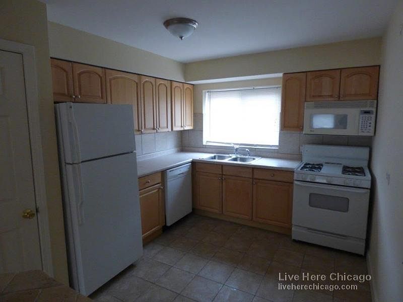 1st image of 1530 N Harlem Ave #3E