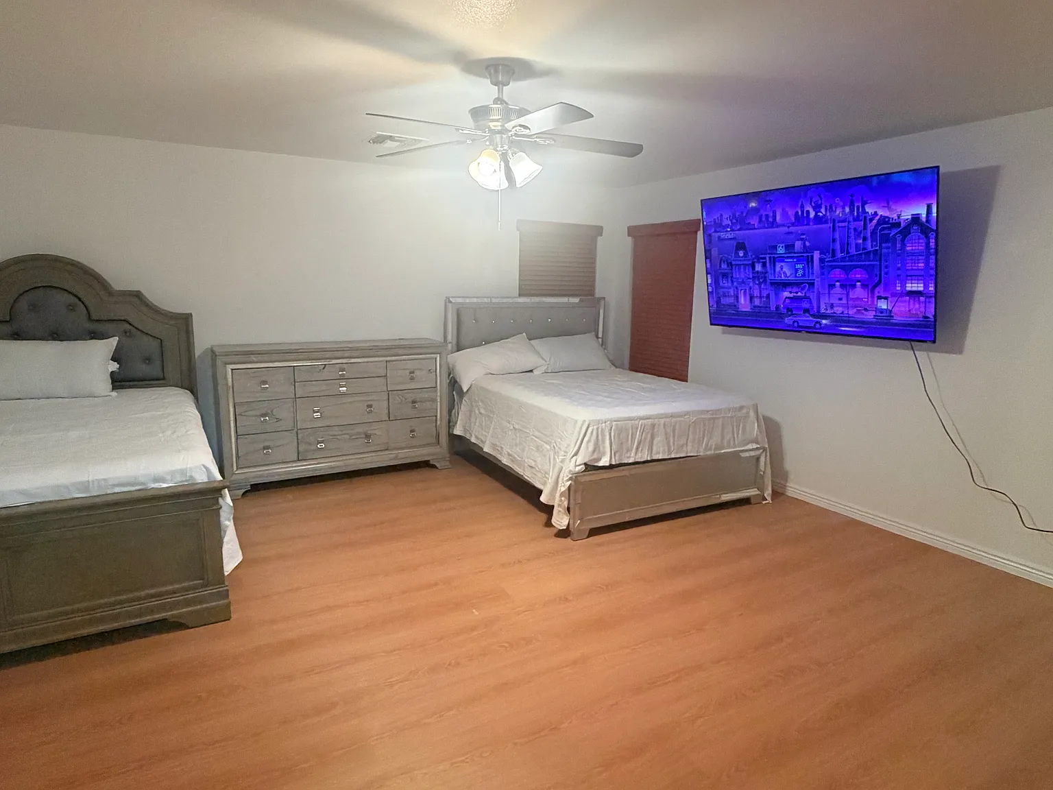 4 bed, 2661 sqft, $2,500 — Photo 4