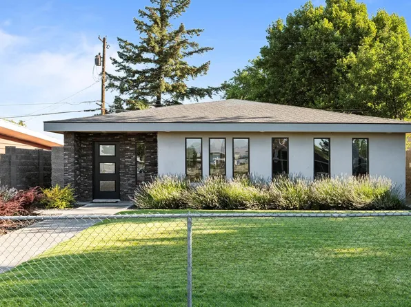 1923 W Bonneville St, Pasco, WA 99301