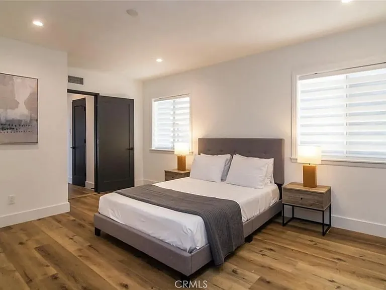 3656 Sunswept Dr — Photo 11