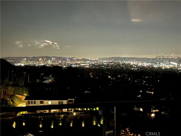 1345 Paseo Redondo, Burbank, CA 91501