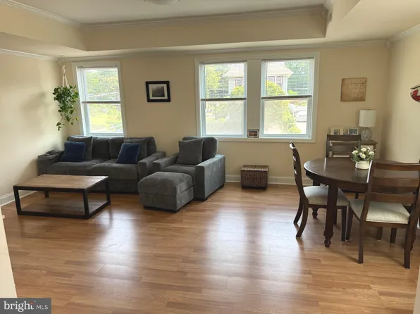 400 Richey Ave APT 2, Oaklyn, NJ 08107