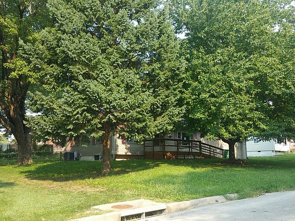3rd image of 6104 Hardy Ave