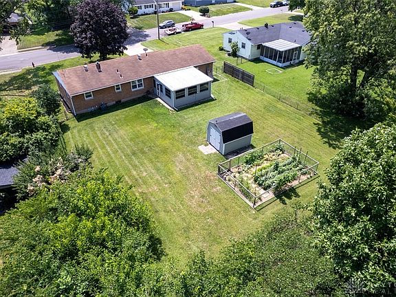 3rd image of 4521 Hannah Dr