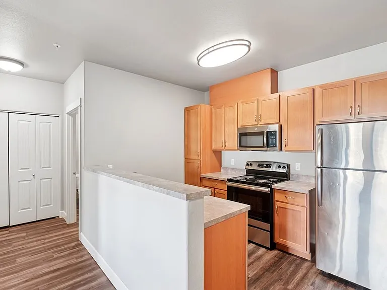 Cascade Ridge — Photo 14