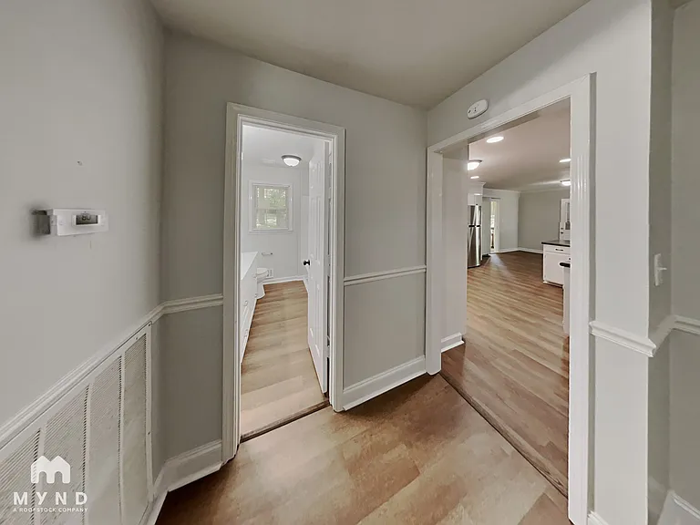 340 12th St SW — Photo 12