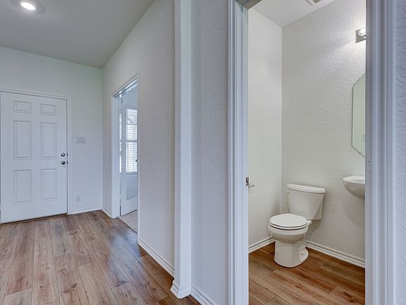 Foyer Powder Room