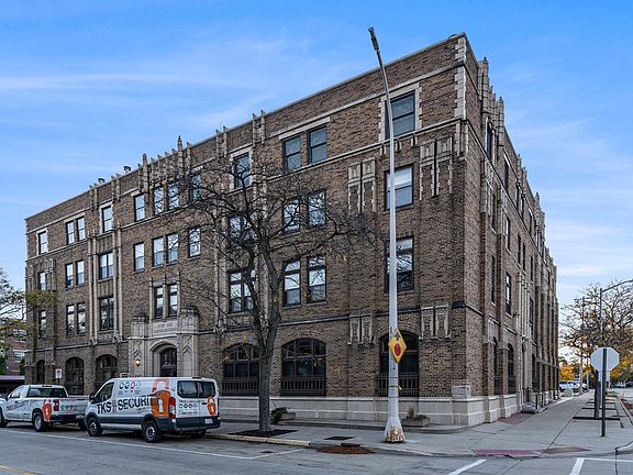 2nd image of 297 W Clay Ave APT 206