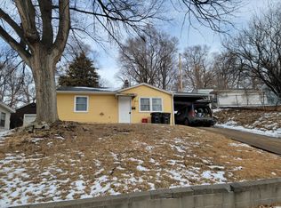 3612 Jaynes St, Omaha, NE 68111
