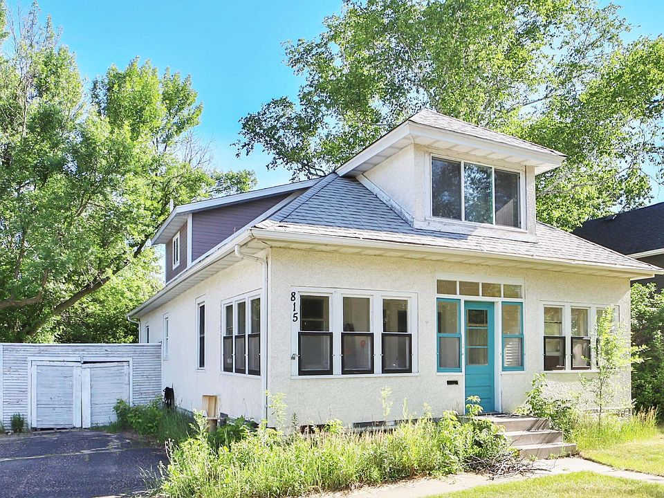 1st image of 815 Rosewood St