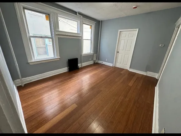 110 Brookside Ave #1L, Irvington, NJ 07111