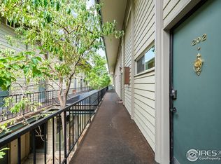 1842 Canyon Blvd APT 202, Boulder, CO 80302