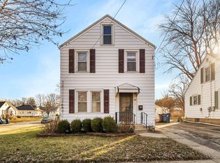 619 Price St, Morris, IL 60450