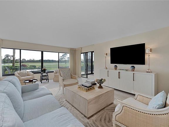 3rd image of 1014 Wildwood LN #1014