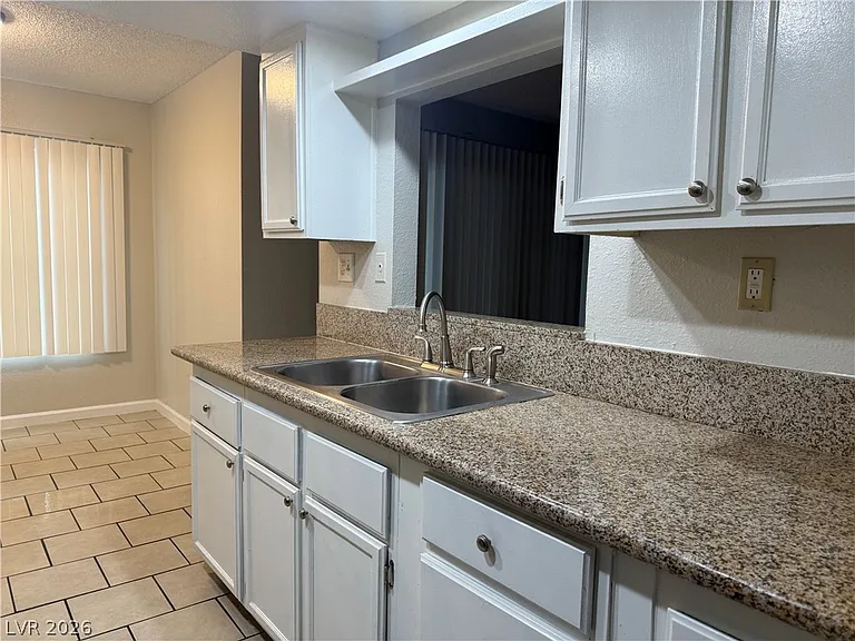 2853 Wheelwright Dr #A — Photo 2