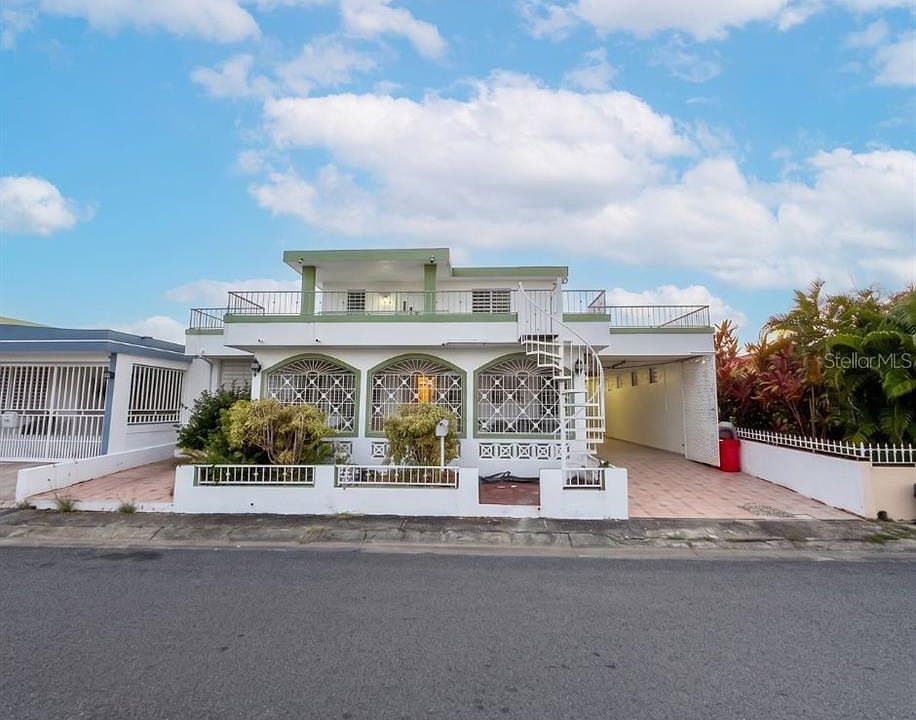 1st image of 89 Villa #11