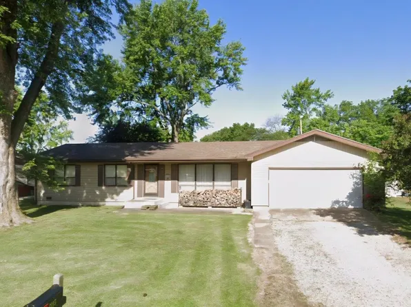 2115 Jefferson St, Grantville, KS 66429