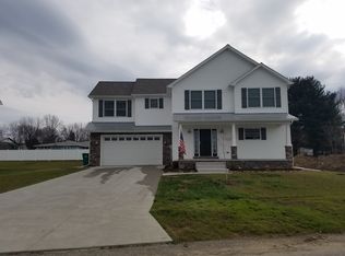 7723 Red Bud Trl, Fairview, PA 16415