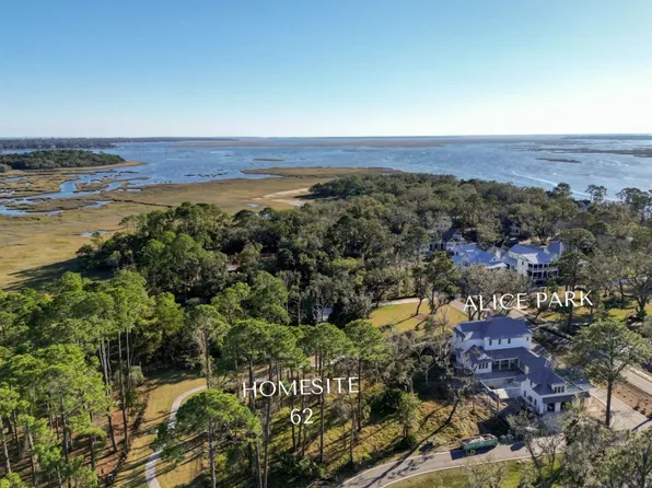 114 Broadbent Way, Fernandina Beach, FL 32034