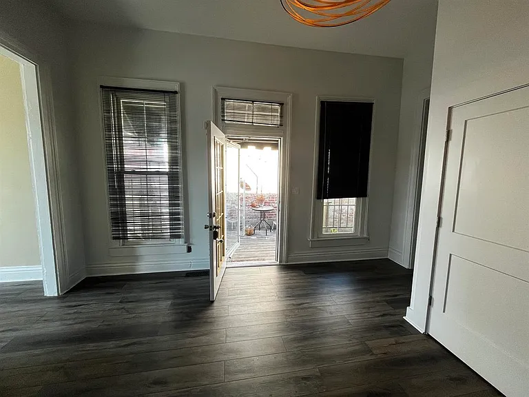 515 Baxter Ave #515 — Photo 11