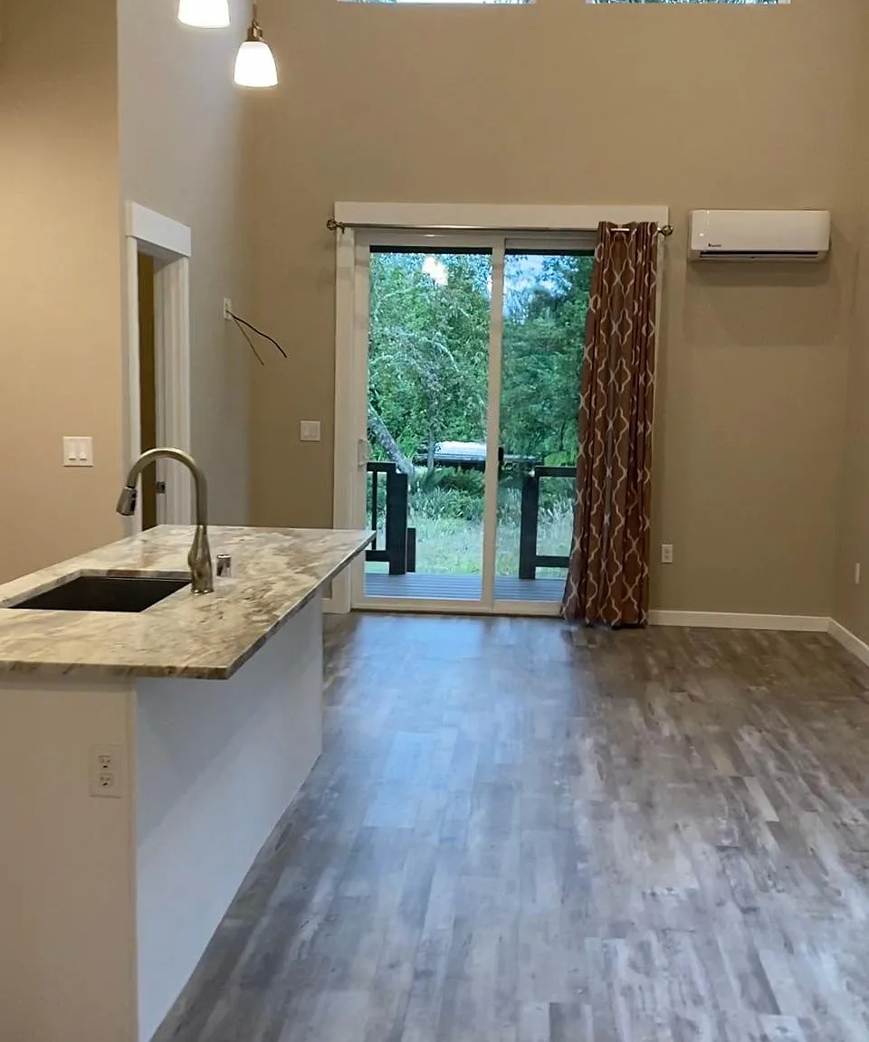758 Point Brown Ave SE — Photo 2