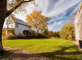 223 Leicester Ct, Detroit, MI 48202