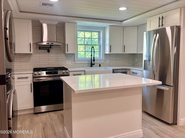 2634 E Hurley Pond Rd, Wall Township, NJ 07719
