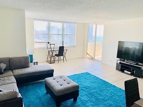 3rd image of 3015 N Ocean Blvd APT 14D