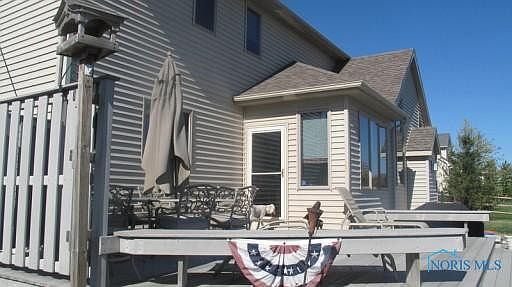 2nd image of 5813 W Red Leaf Ln