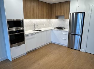 13387 Old Yale Rd #1810, Surrey, BC V3T3B1