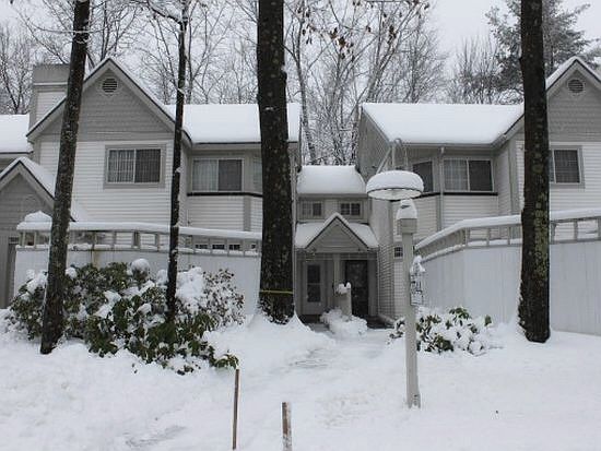 1st image of 48 Winding Brook Dr