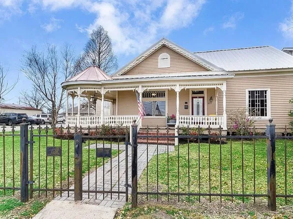 417 N Main St, Saint Martinville, LA 70582